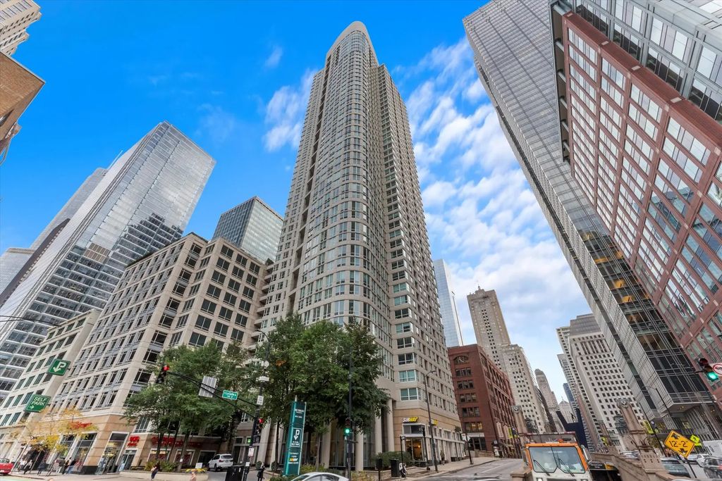 345 N Lasalle Drive 806, Chicago