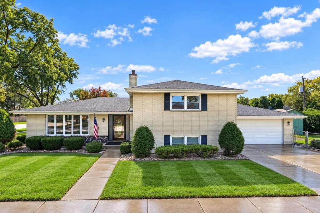 9200 Austin Avenue, Oak Lawn