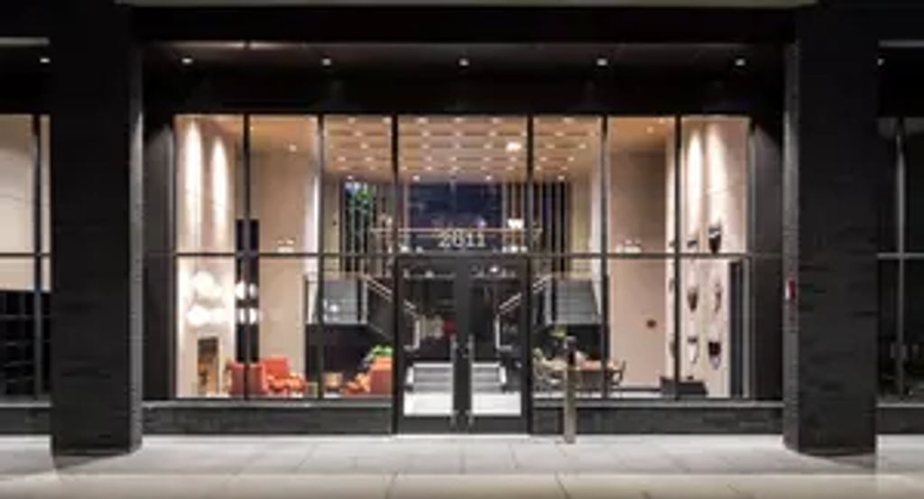 2611 N Hermitage Avenue 113, Chicago