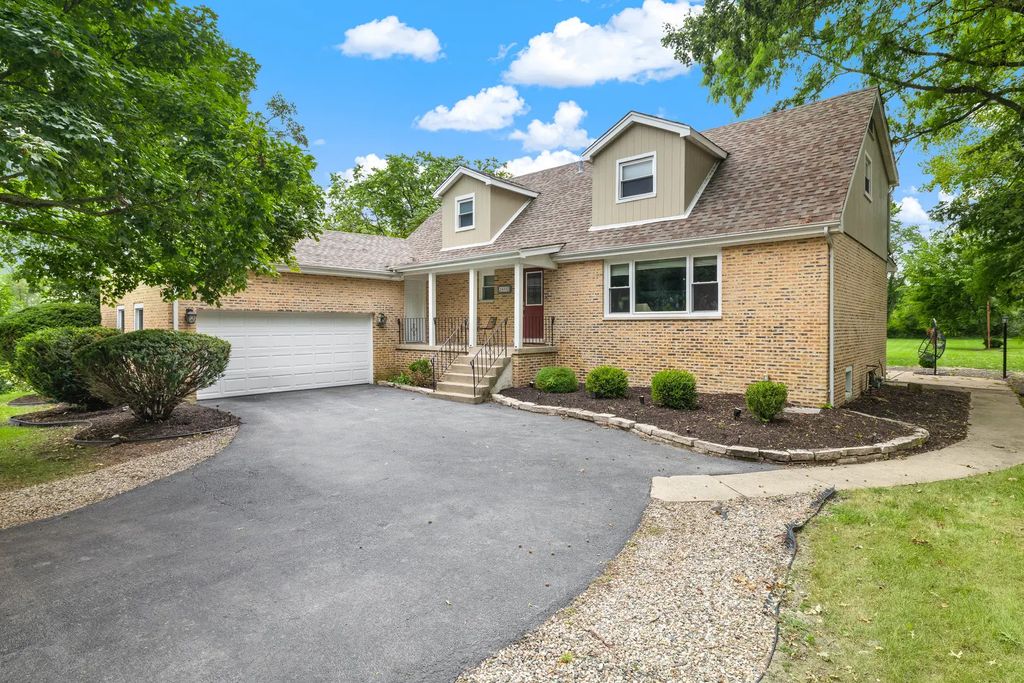 24332 S State Line Road, Crete