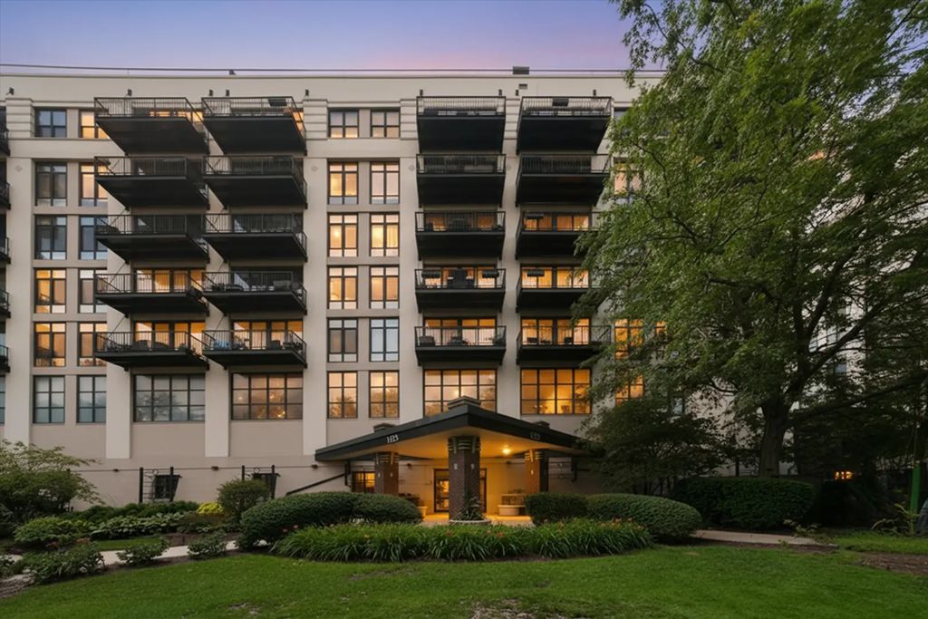 1525 S Sangamon Street 311, Chicago