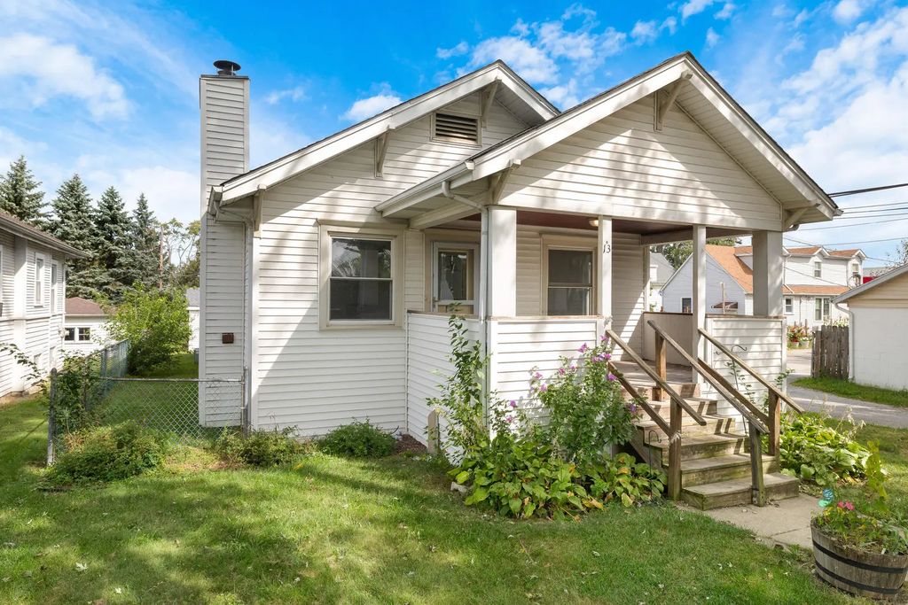 13 W 37th Street, Steger