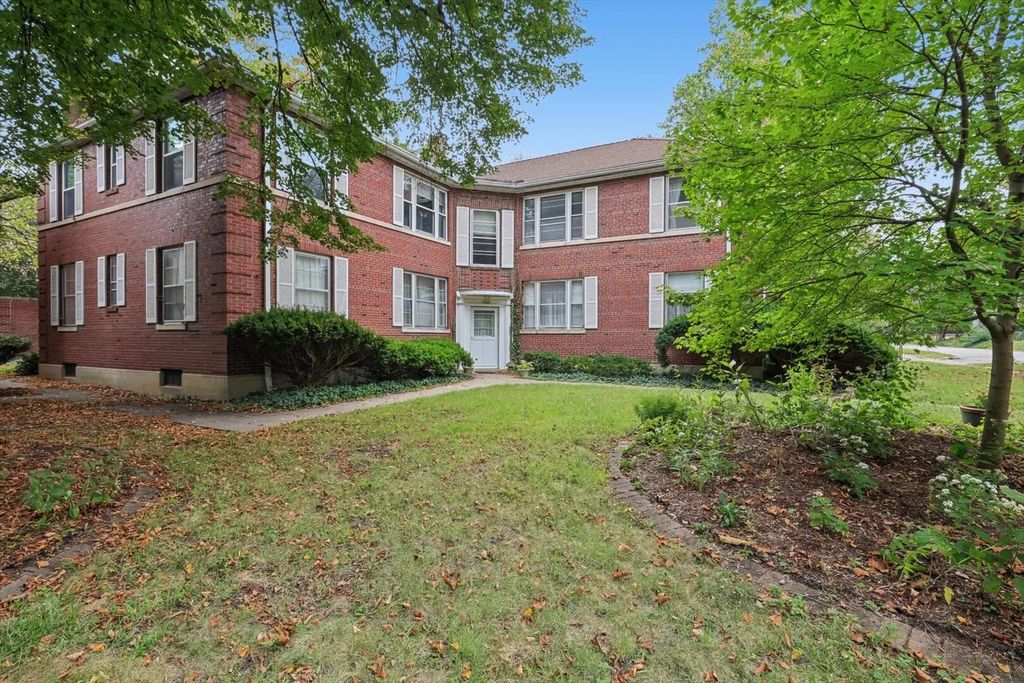 1510 S Race Street 4, Urbana