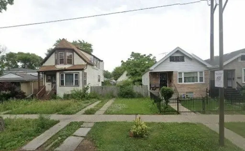 10049 S La Salle Street, Chicago