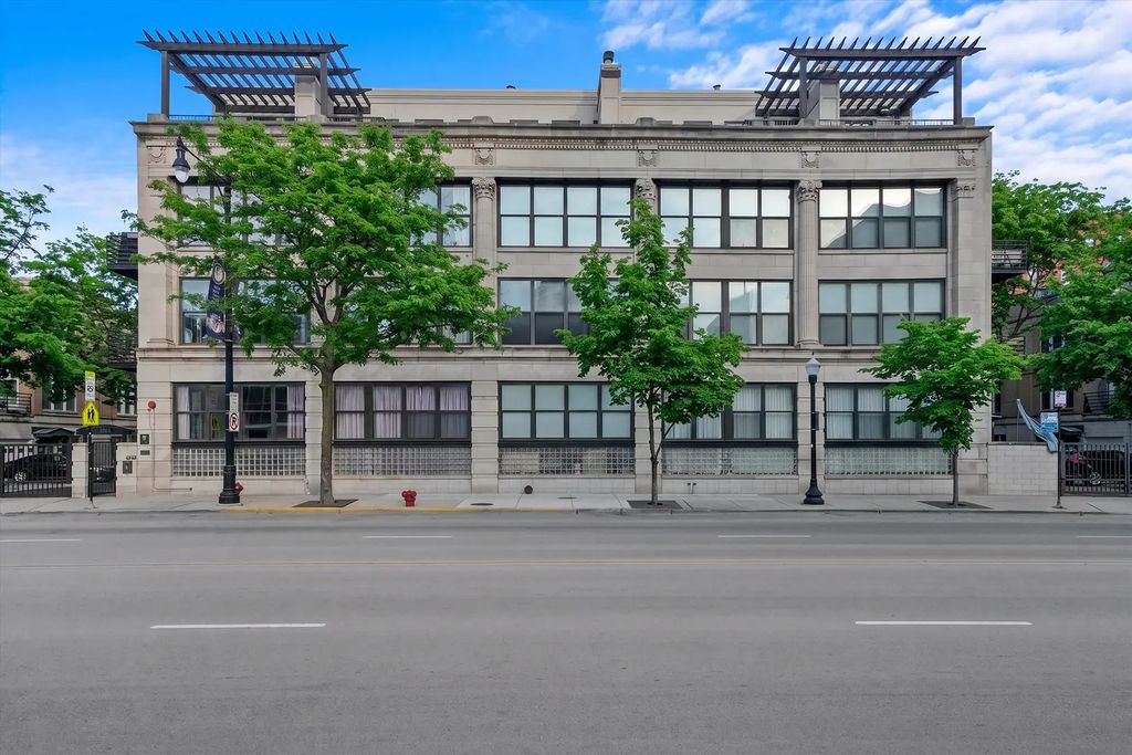 1525 S Michigan Avenue 205, Chicago