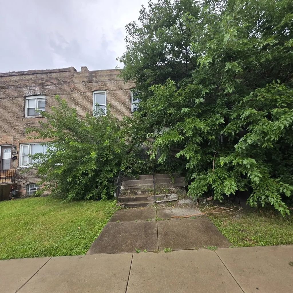 10754 S Langley Avenue, Chicago