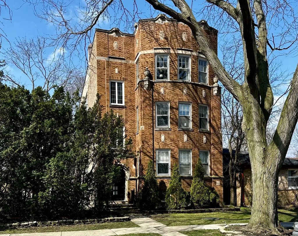 8912 Ewing Avenue Gdn, Evanston