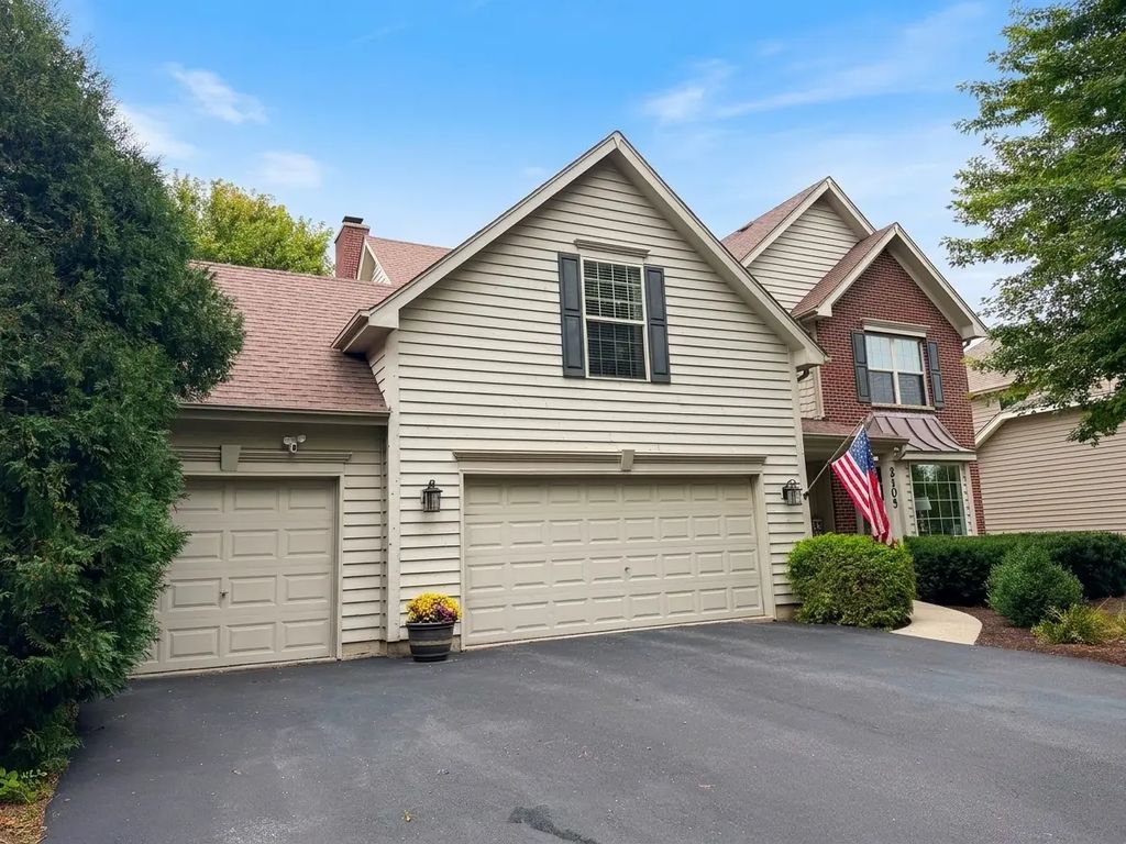 2105 Bent Tree Drive, Geneva