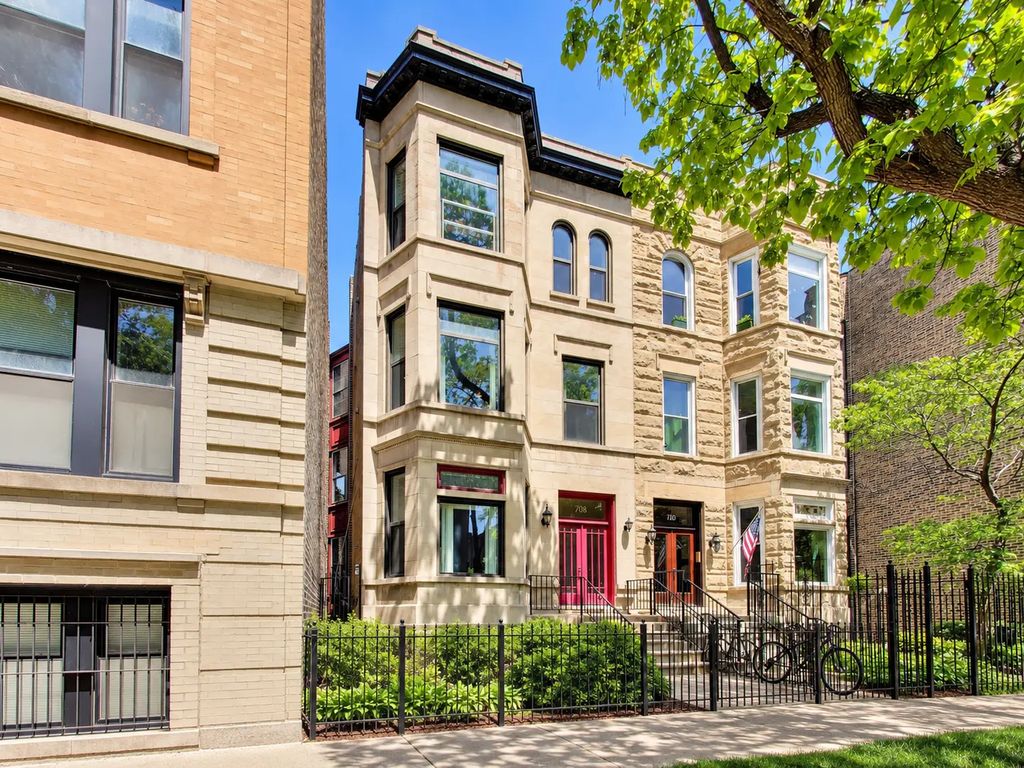 708 W Buckingham Place G, Chicago
