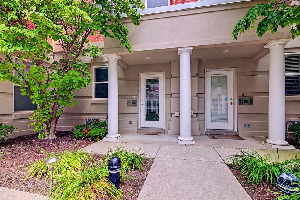 7505 Brown Avenue E, Forest Park