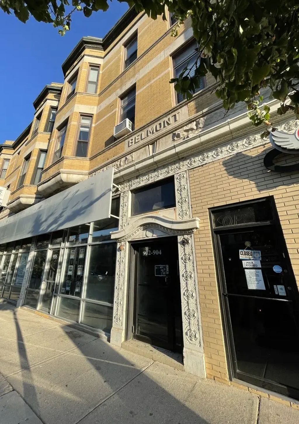 906 W Belmont Avenue, Chicago