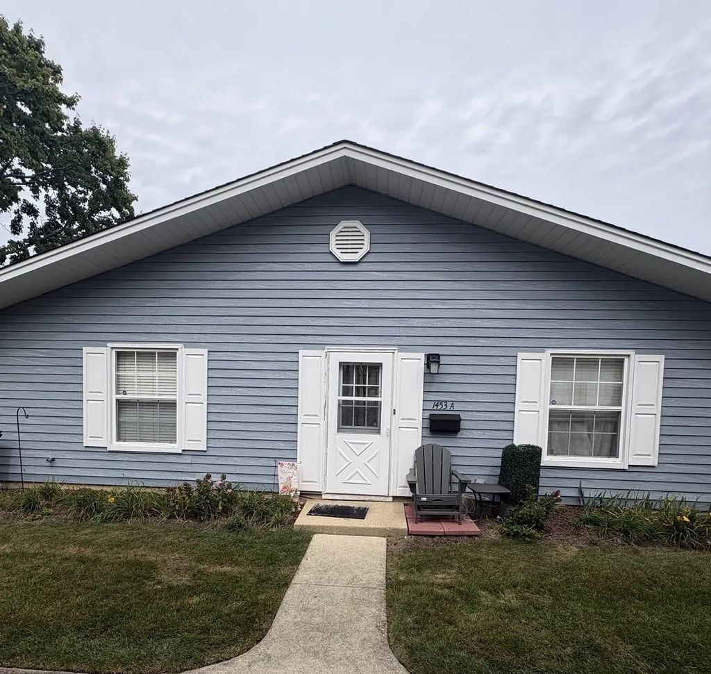 1453 Woodcutter Lane A, Wheaton
