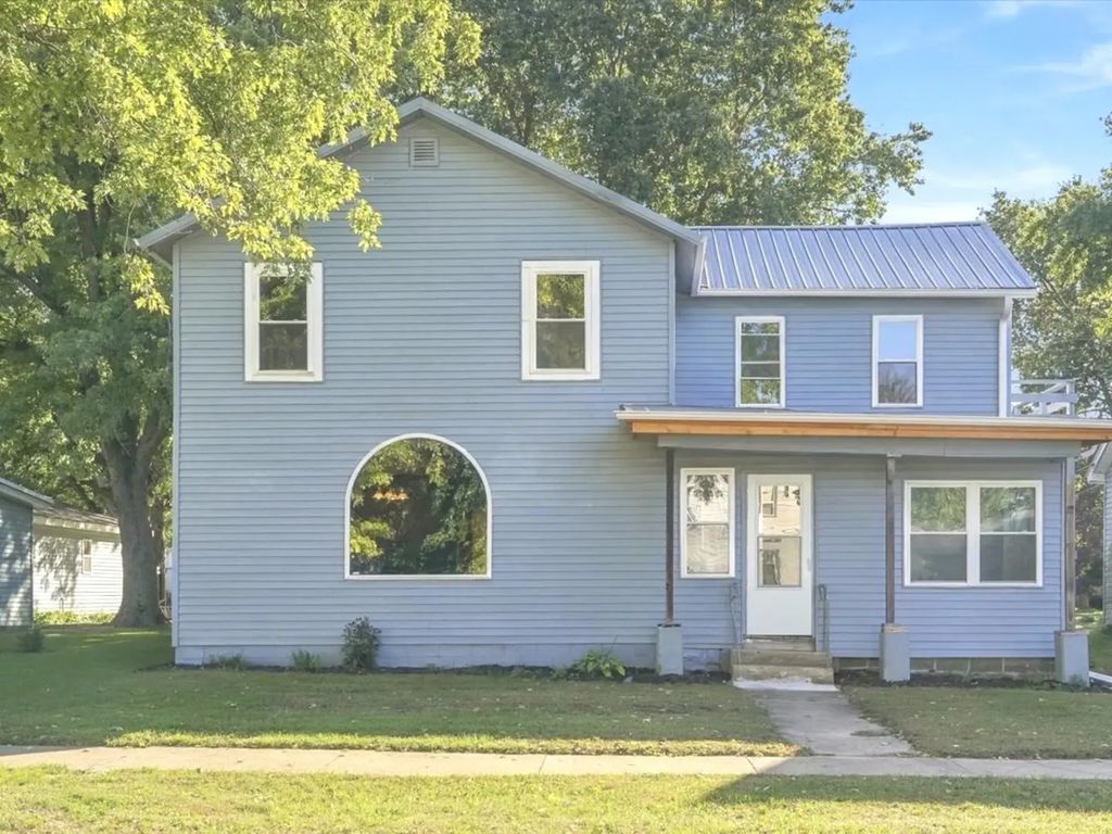 19 N Jones Street, Amboy