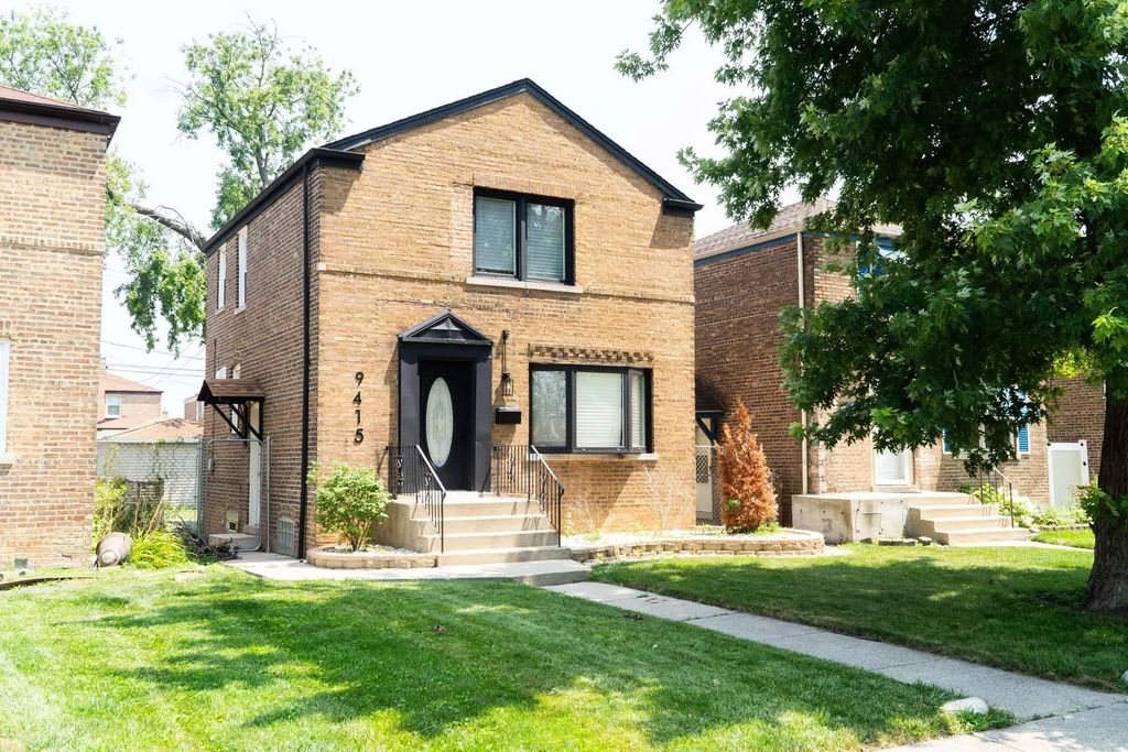 9415 S Peoria Street, Chicago