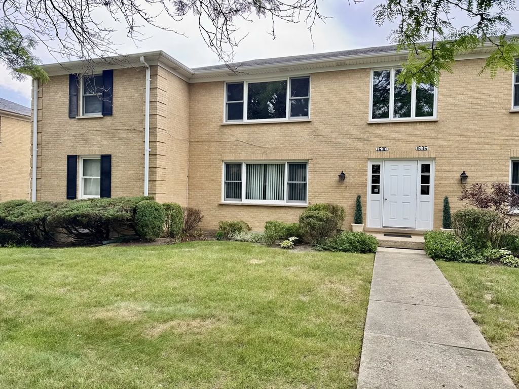 1630 Mcgovern Street 2s, Highland Park, 60035