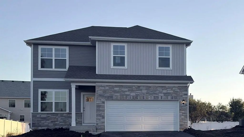 6716 Applegate Drive, Plainfield