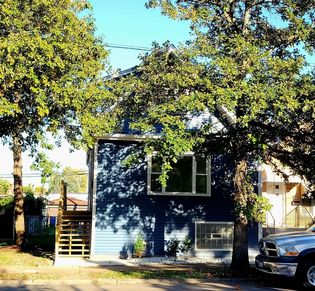 3813 N Narragansett Avenue, Chicago