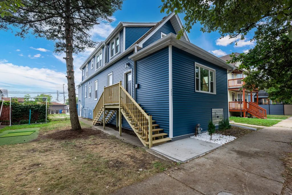 3813 N Narragansett Avenue, Chicago