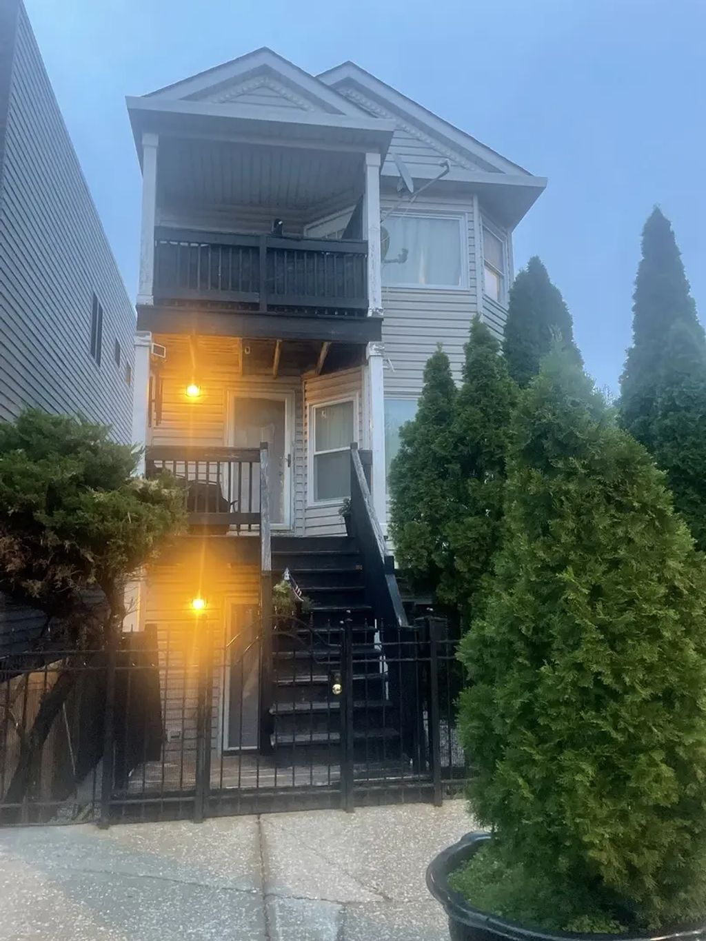 1829 S Carpenter Street 1, Chicago