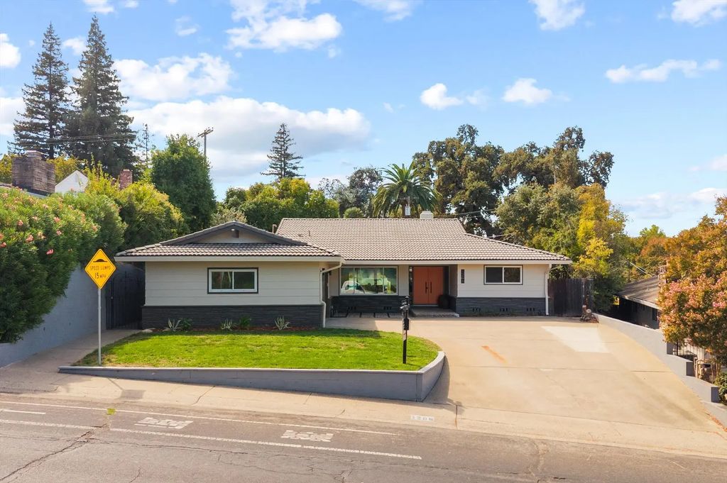 1206 43rd Avenue, Sacramento