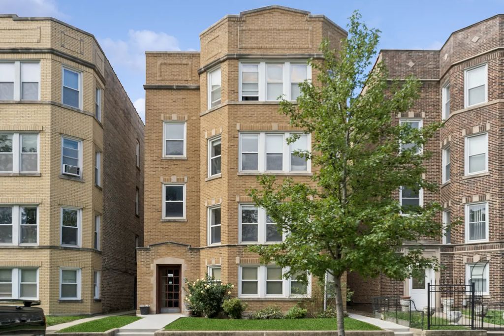 9116 La Crosse Avenue, Skokie