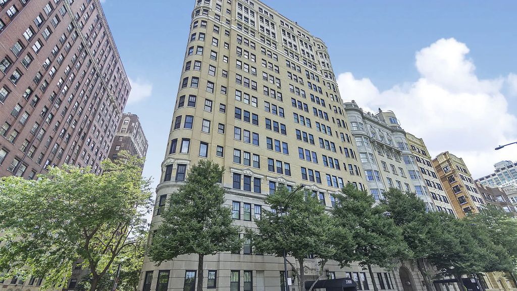 3300 N Lake Shore Drive 8d, Chicago