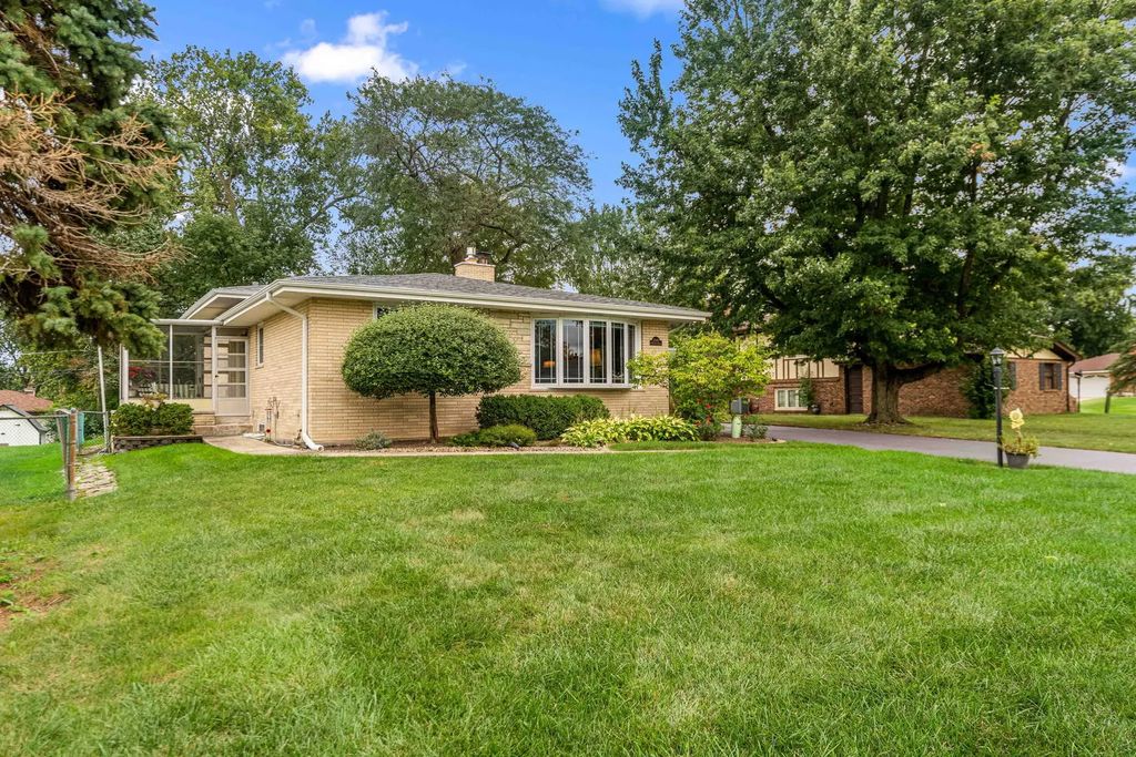 12449 S Mcvickers Avenue, Palos Heights