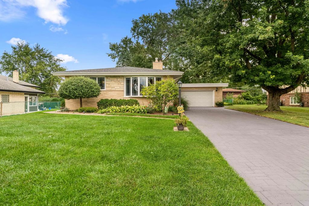 12449 S Mcvickers Avenue, Palos Heights