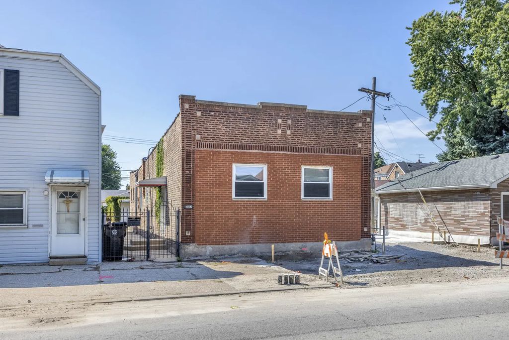 2812 Ridgeland Avenue, Berwyn