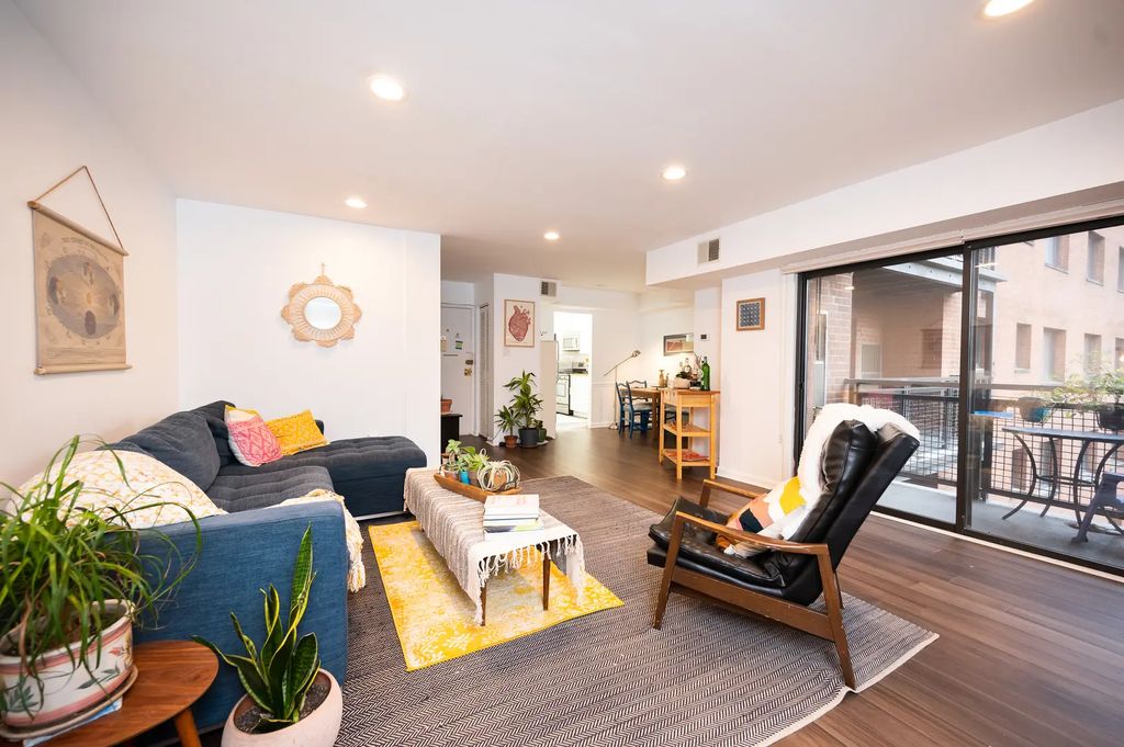 7611 Maple Avenue 503, Takoma Park
