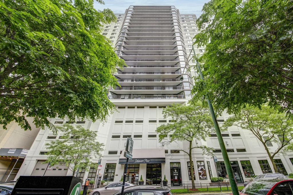 33 W Delaware Place 19h, Chicago