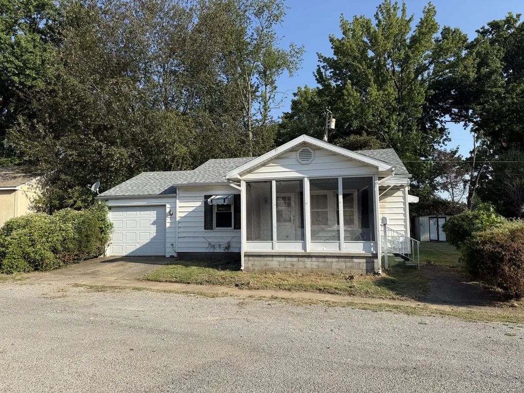 6 C Lane, Herrin