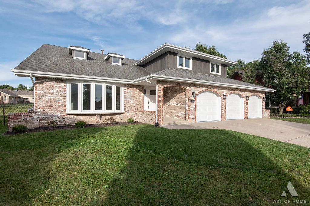 11734 Ballinary Court, Orland Park