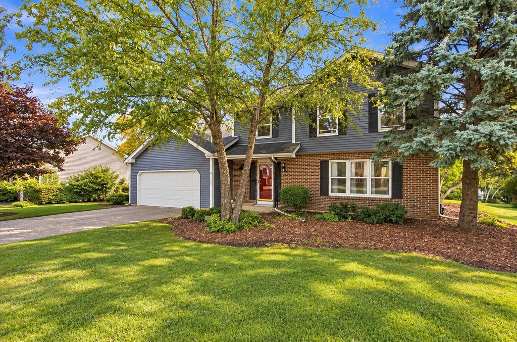1320 Spring Hill Drive, Algonquin