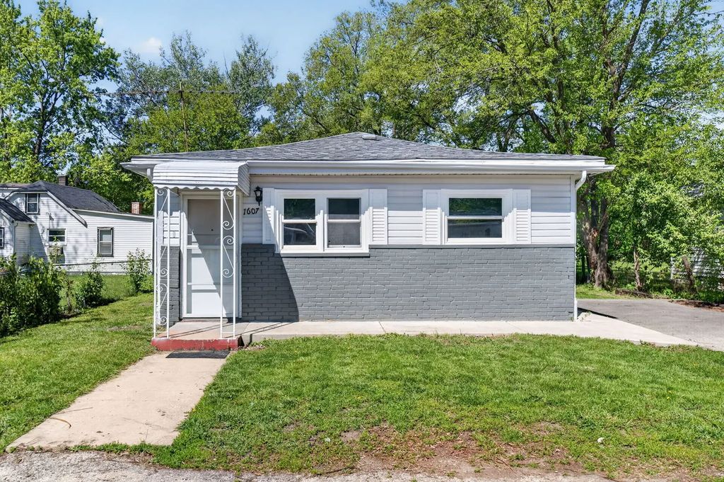 1607 S Joliet Street, Joliet