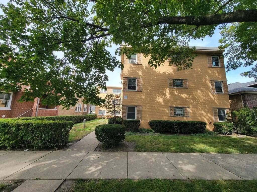 6440 N Richmond Street 1b, Chicago