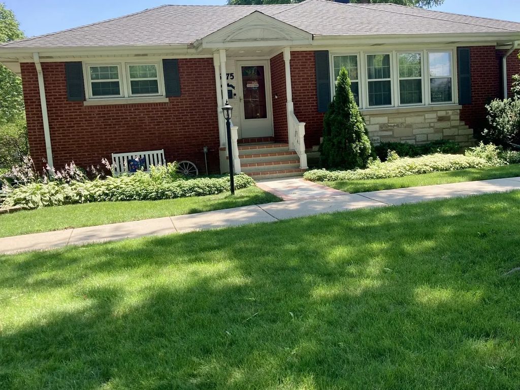 5775 N Nina Avenue, Chicago