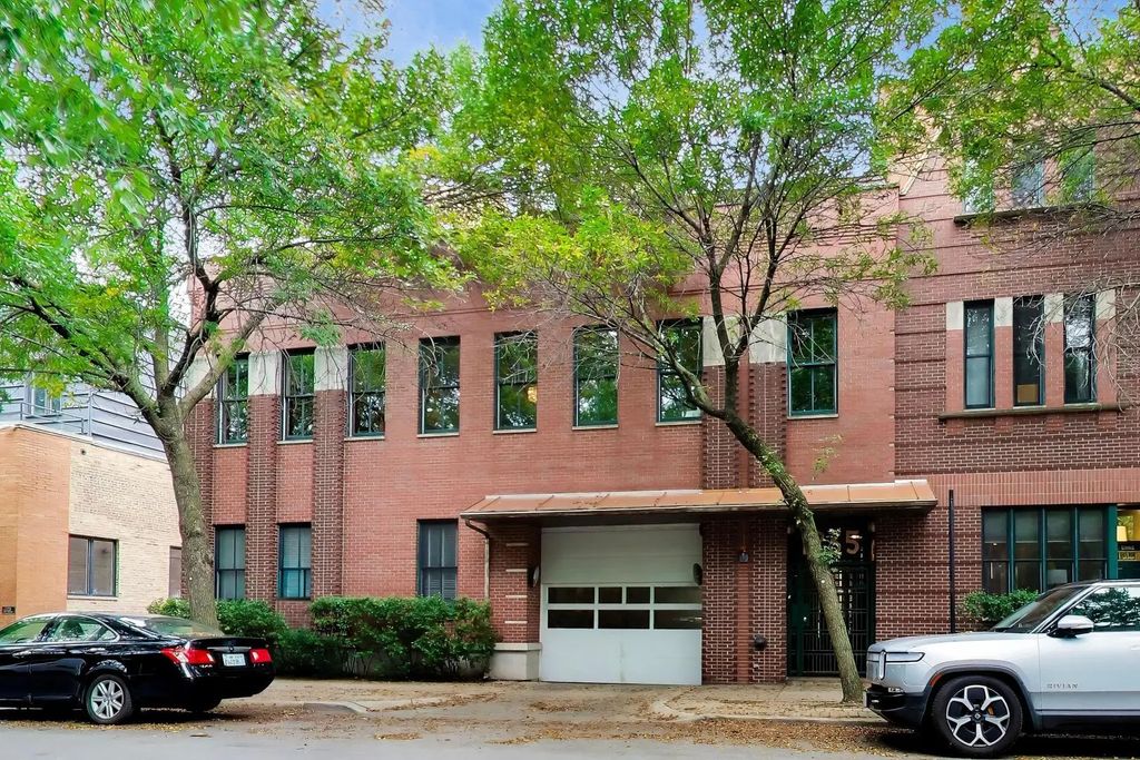 1235 W George Street 106, Chicago