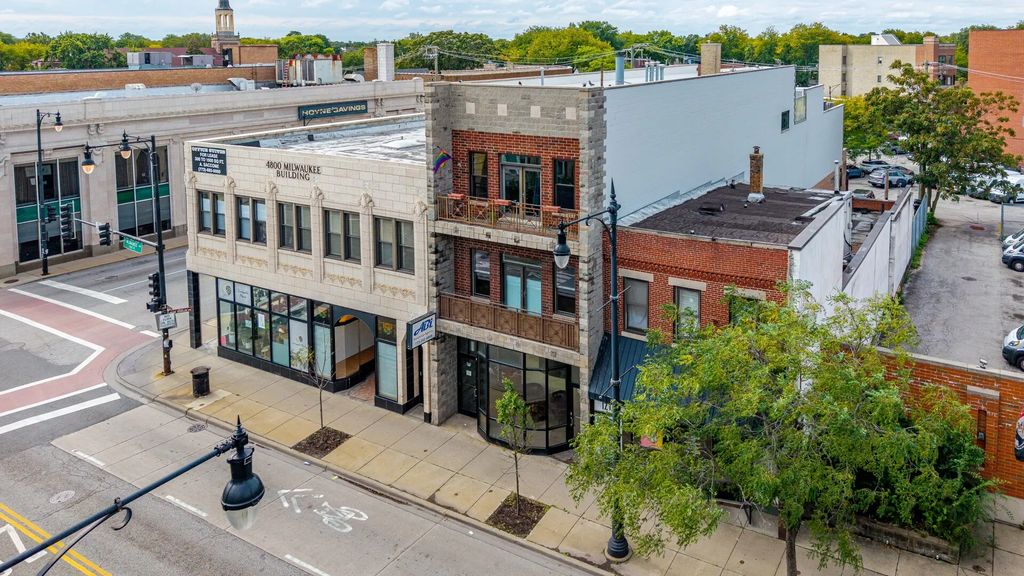 4806 N Milwaukee Avenue 2w, Chicago