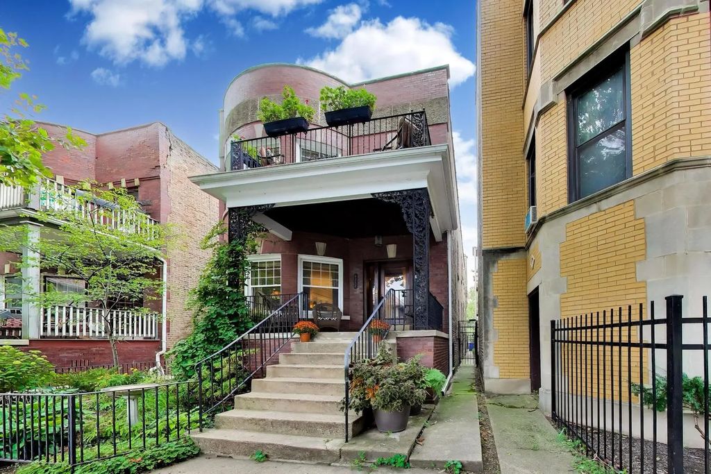 6252 N Lakewood Avenue, Chicago