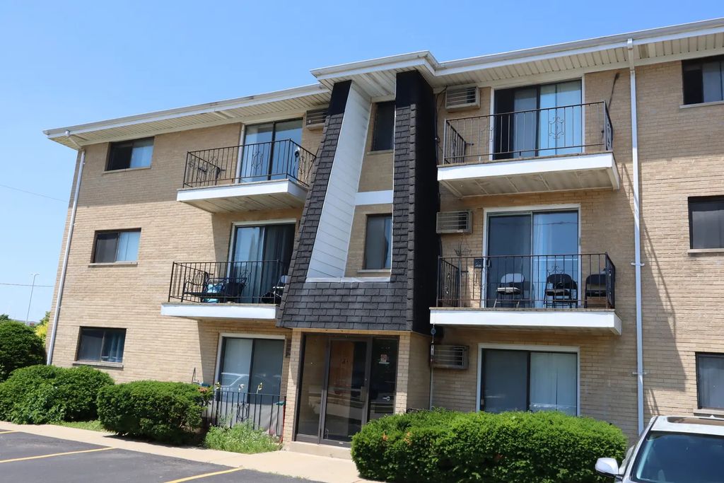 200 Madison Street 3g, Joliet