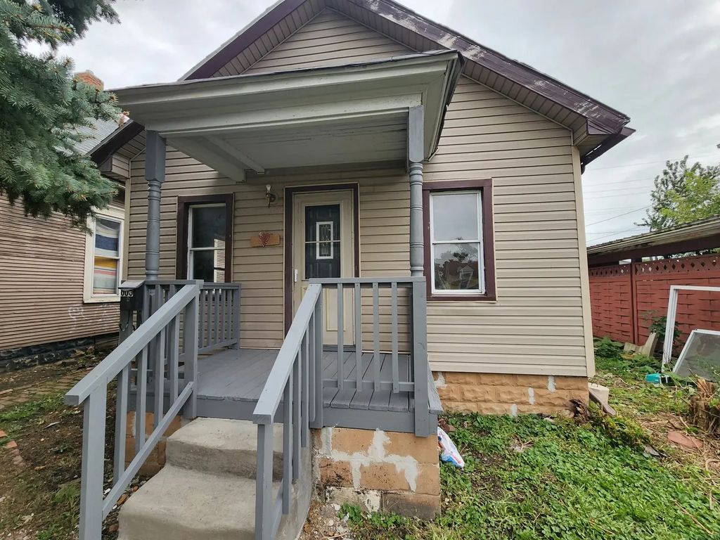 605 N Monroe Street, Streator