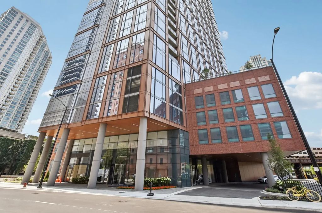 350 N Canal Street 3101, Chicago