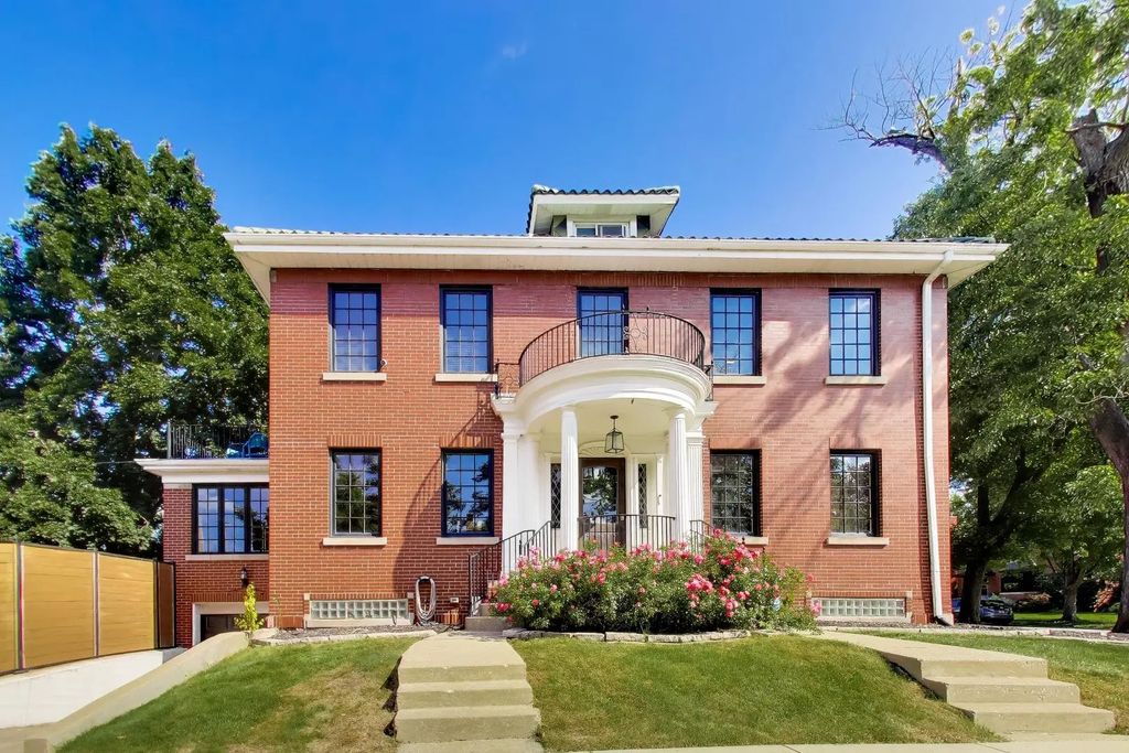 10456 S Bell Avenue, Chicago