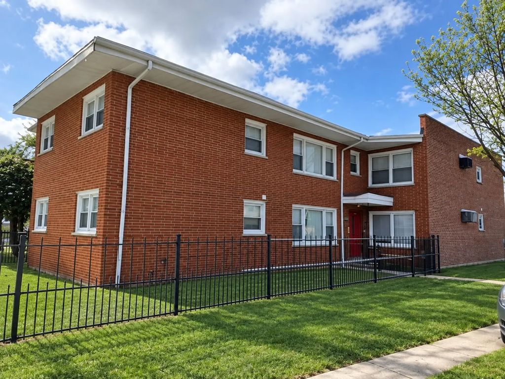 8300 S Vernon Avenue, Chicago