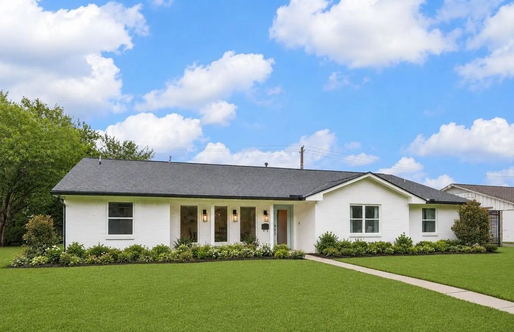 2503 Stoney Brook Drive, Houston