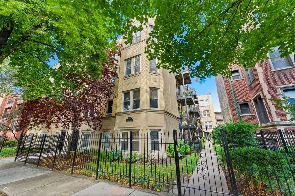 1258 W Winona Street 4b, Chicago