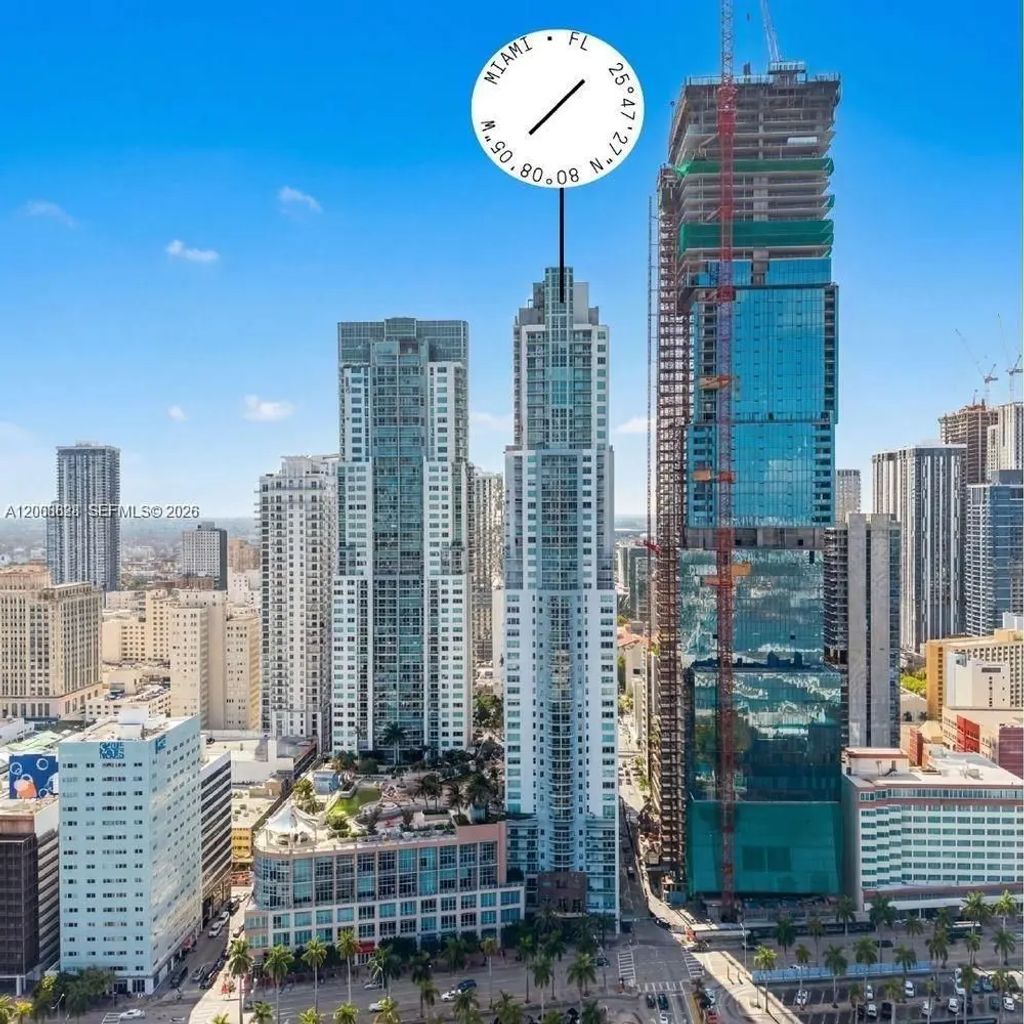 244 Biscayne Boulevard 3702, Miami