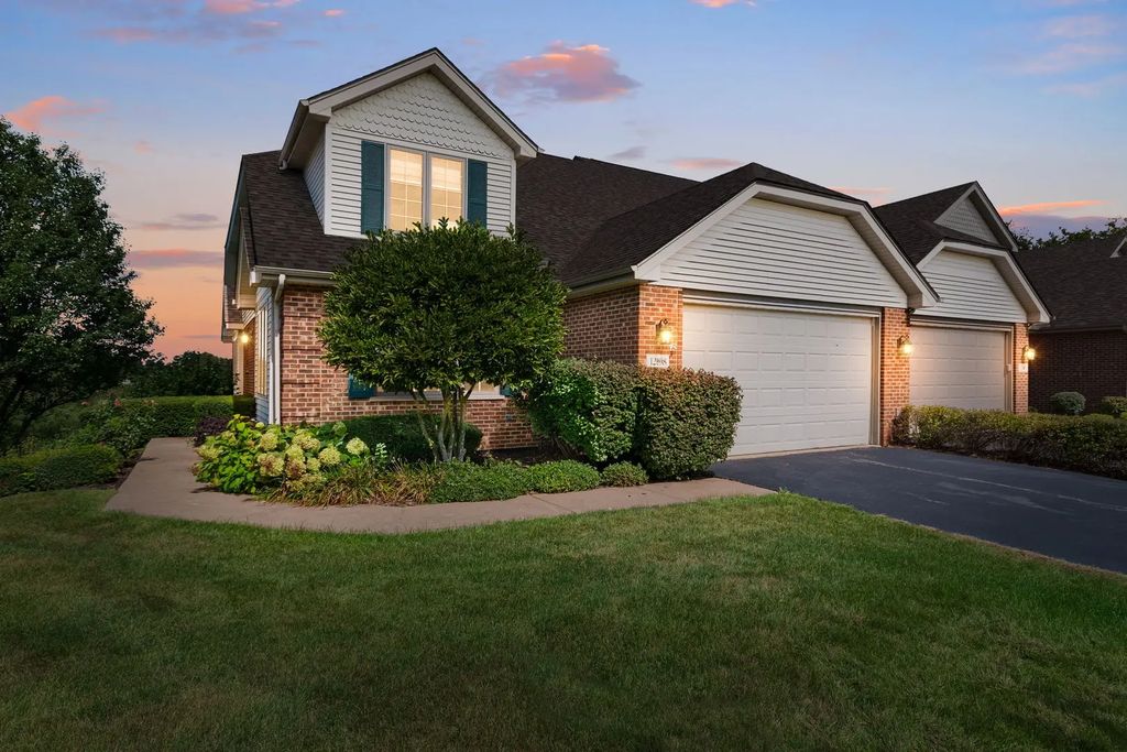 12198 Oxford Court, Lemont