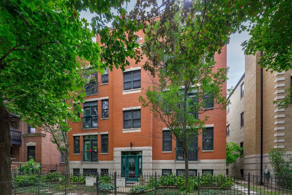 917 W Lakeside Place 3w, Chicago